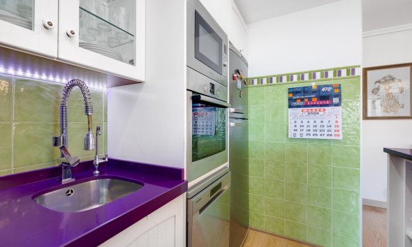 Reventa - Ático -
Torrevieja - Centro