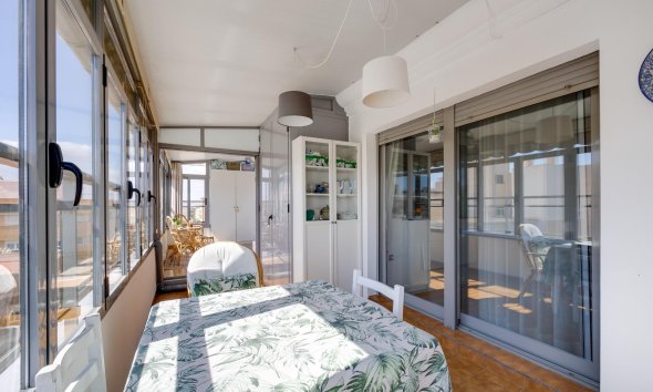 Reventa - Ático -
Torrevieja - Centro