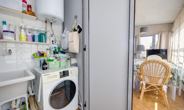 Reventa - Ático -
Torrevieja - Centro