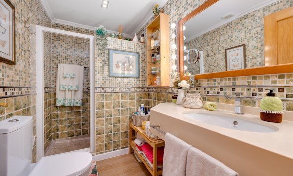 Reventa - Ático -
Torrevieja - Centro