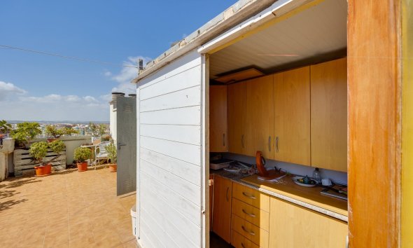 Reventa - Ático -
Torrevieja - Centro