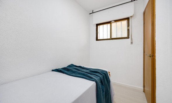 Revente - Apartment -
Torrevieja - Cabo Cervera