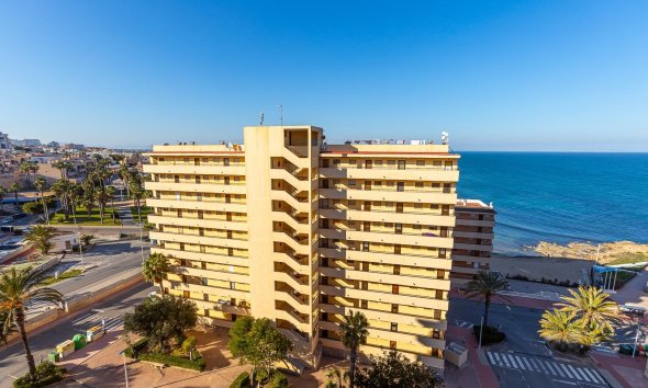 Revente - Apartment -
Torrevieja - Cabo Cervera