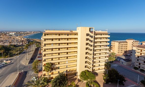 Revente - Apartment -
Torrevieja - Cabo Cervera