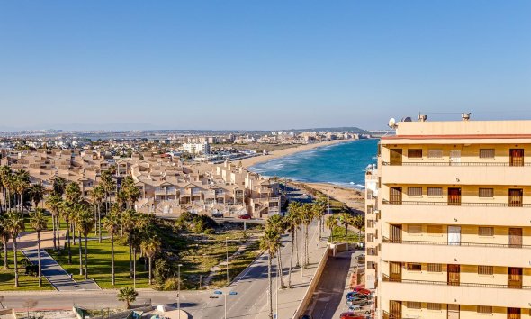 Revente - Apartment -
Torrevieja - Cabo Cervera