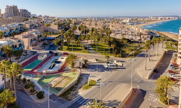 Revente - Apartment -
Torrevieja - Cabo Cervera