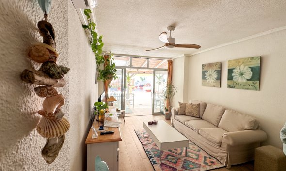 Resale - Apartment -
Torrevieja - Costa Blanca