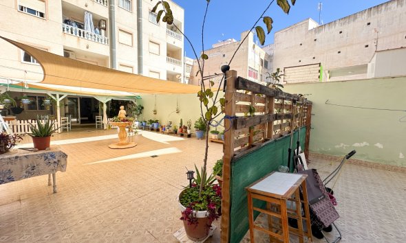 Resale - Apartment -
Torrevieja - Costa Blanca