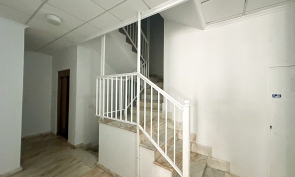 Resale - Apartment -
Torrevieja - Costa Blanca