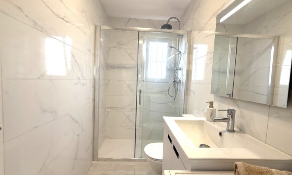 Revente - Attique -
Torrevieja - Costa Blanca