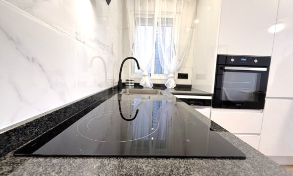 Revente - Apartment -
Torrevieja - Costa Blanca