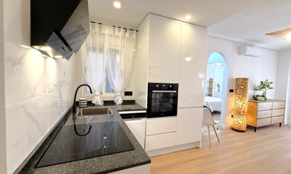 Revente - Apartment -
Torrevieja - Costa Blanca