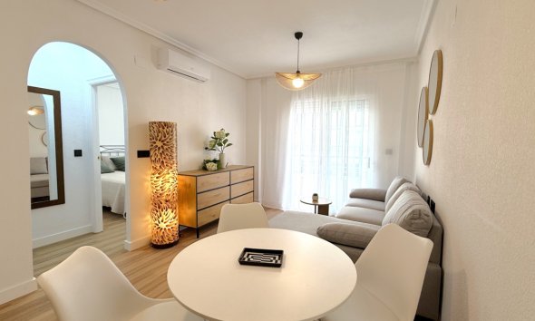 Revente - Apartment -
Torrevieja - Costa Blanca