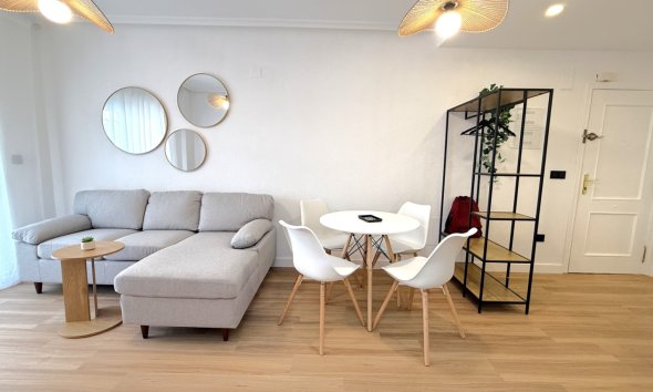 Revente - Apartment -
Torrevieja - Costa Blanca