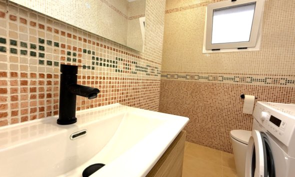 Revente - Apartment -
Torrevieja - Costa Blanca