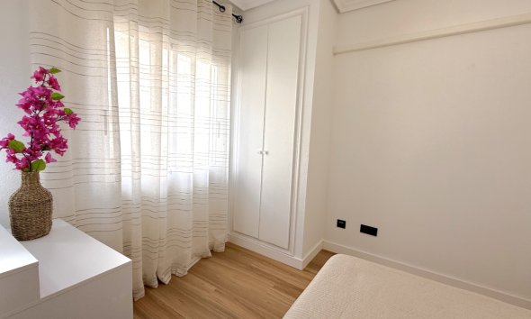 Revente - Apartment -
Torrevieja - Costa Blanca