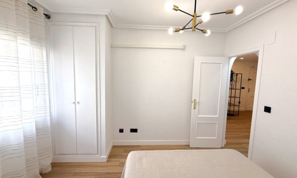 Revente - Apartment -
Torrevieja - Costa Blanca