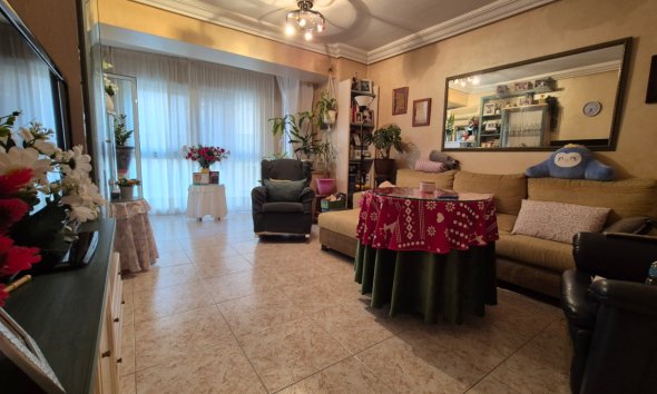 Resale - Apartment -
Torrevieja - Costa Blanca