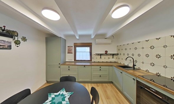 Reventa - Town House -
Formentera del Segura - Centro