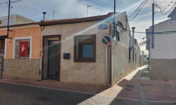 Reventa - Town House -
Formentera del Segura - Centro