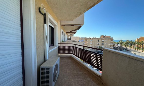 Reventa - Apartment -
Orihuela Costa - Campoamor
