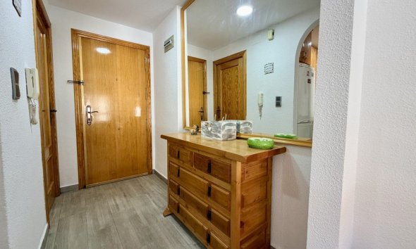 Revente - Apartment -
Guardamar del Segura - Costa Blanca
