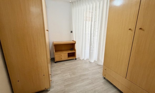 Revente - Apartment -
Guardamar del Segura - Costa Blanca