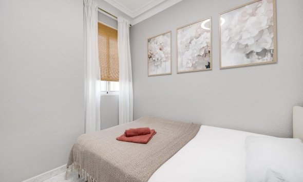 Resale - Apartment -
Torrevieja - Estacion De Autobuses