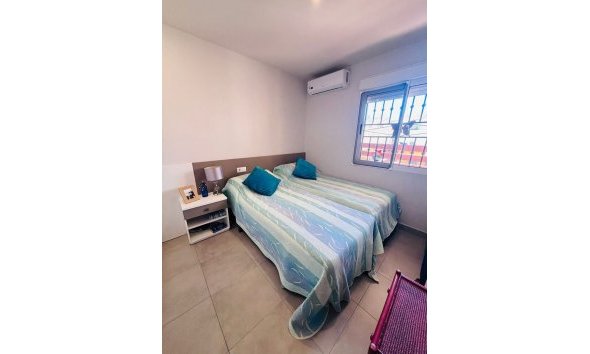 Reventa - Apartment -
Torrevieja - Costa Blanca