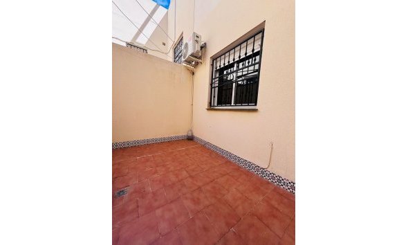 Reventa - Apartment -
Torrevieja - Costa Blanca