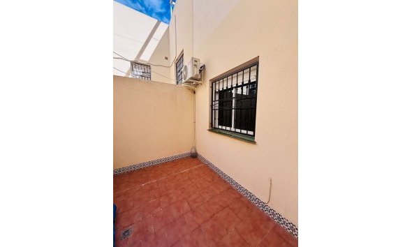 Reventa - Apartment -
Torrevieja - Costa Blanca