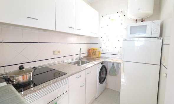 Reventa - Ático -
Torrevieja - Acequion