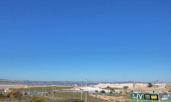 Reventa - Ático -
Torrevieja - Acequion