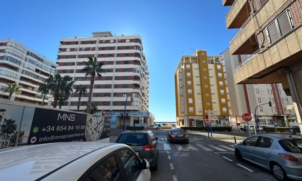 Reventa - Apartment -
Torrevieja - Acequion