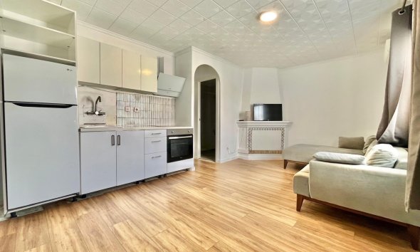 Reventa - Bungalow -
Torrevieja - La Siesta - El Salado - Torreta