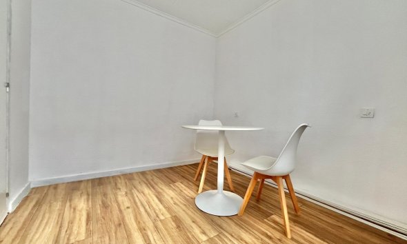 Reventa - Bungalow -
Torrevieja - La Siesta - El Salado - Torreta