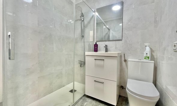 Reventa - Bungalow -
Torrevieja - La Siesta - El Salado - Torreta