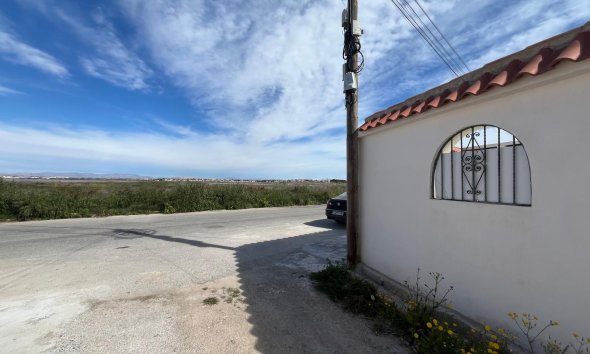 Reventa - Bungalow -
Torrevieja - La Siesta - El Salado - Torreta