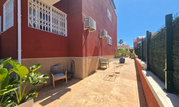 Revente - Apartment -
Orihuela Costa - Costa Blanca