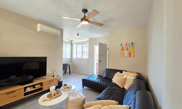 Revente - Apartment -
Orihuela Costa - Costa Blanca