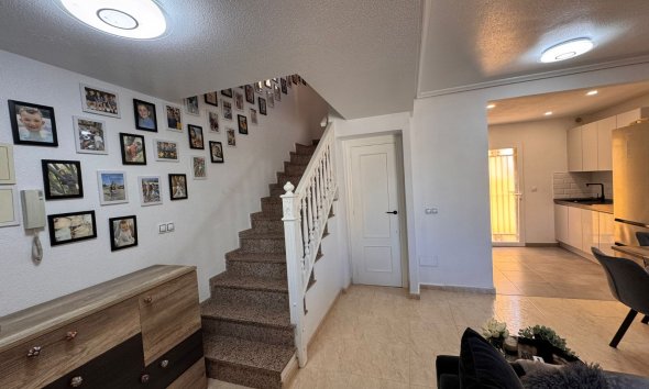 Reventa - Town House -
Campoamor - Costa Blanca