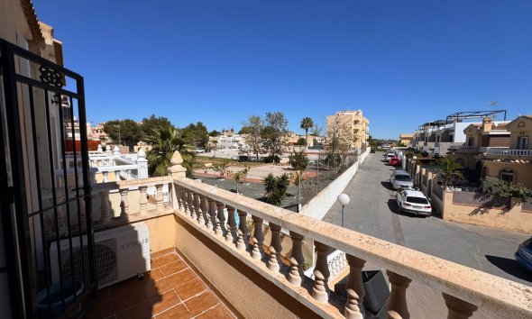 Reventa - Town House -
Campoamor - Costa Blanca