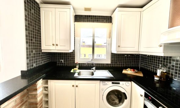 Revente - Apartment -
Villamartin - Costa Blanca