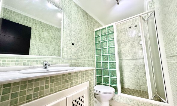 Revente - Apartment -
Villamartin - Costa Blanca