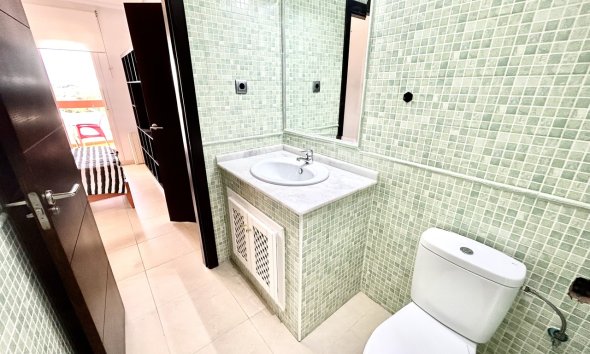 Revente - Apartment -
Villamartin - Costa Blanca