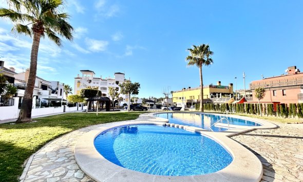 Revente - Apartment -
Villamartin - Costa Blanca