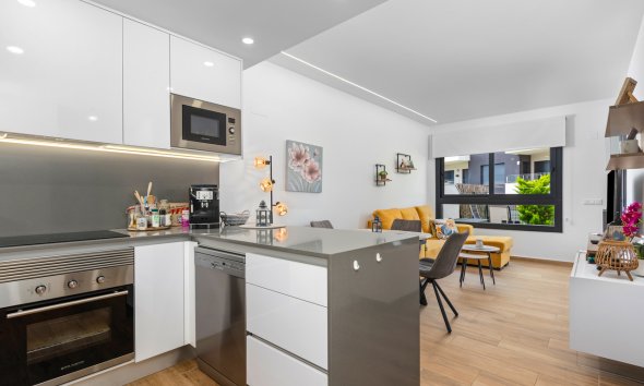 Revente - Apartment -
Villamartin - Costa Blanca