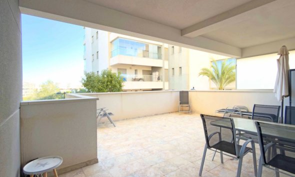 Revente - Apartment -
Orihuela Costa - Costa Blanca
