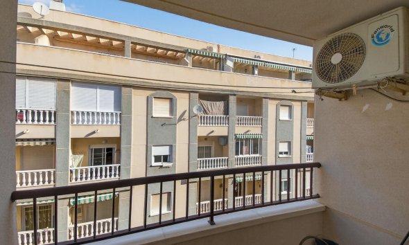 Revente - Apartment -
Torrevieja - Parque de las Naciones
