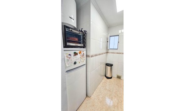 Revente - Apartment -
Torrevieja - Centro